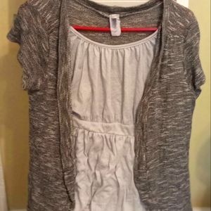 Women's Xl. Discreet Top